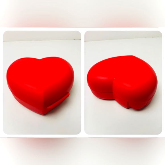 Tupperware, Red Heart Keeper Box, Hinged, NIP❣️❣️❣️ - Picture 5 of 7